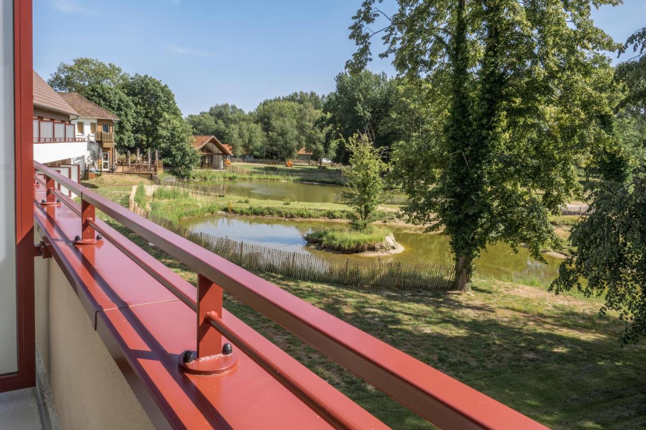 Hotel Et Cottages Domaine Du Marquenterre Saint-Quentin-en-Tourmont Exterior photo
